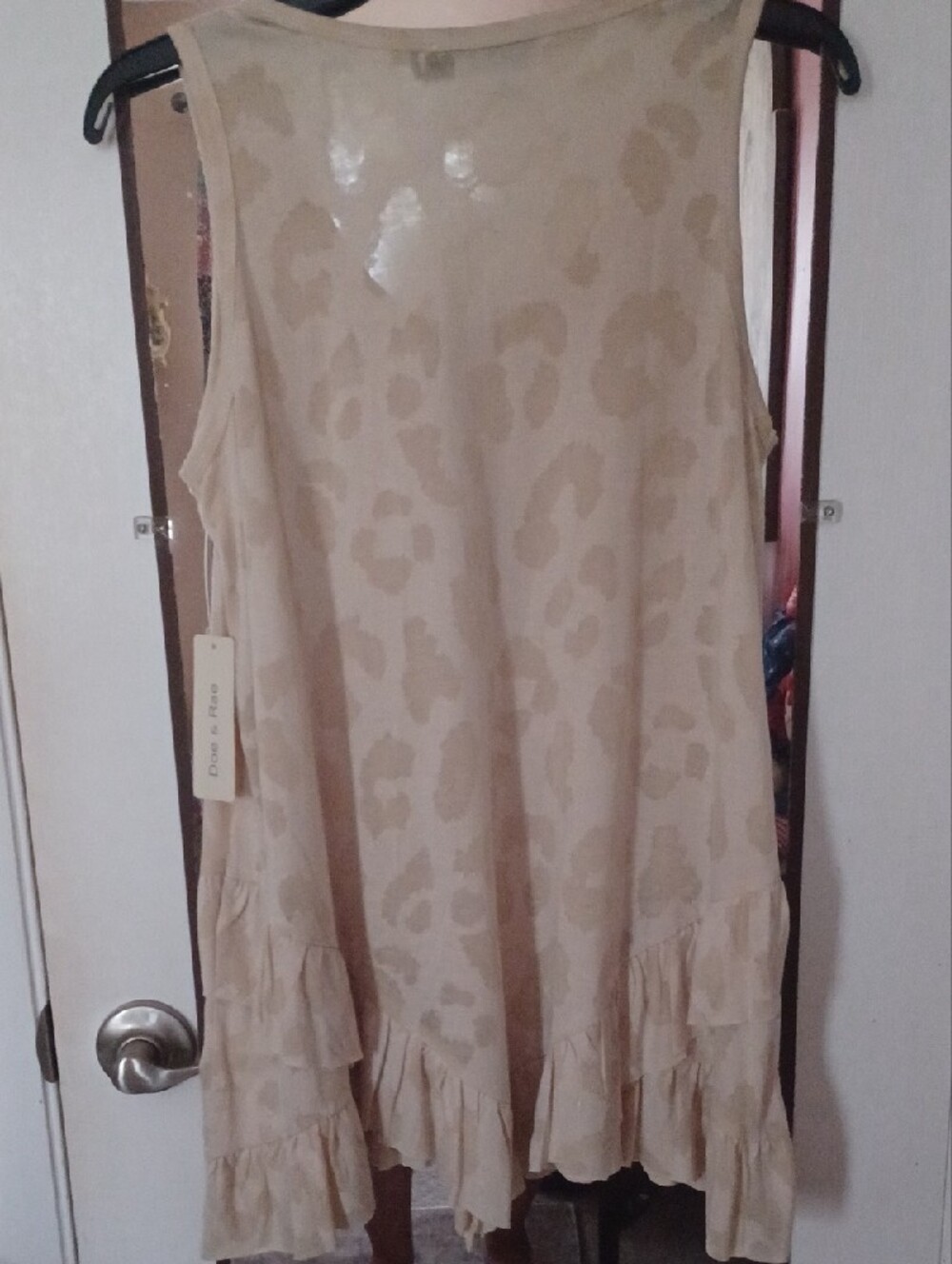 Doe & Rae Cream Leopard Print Ruffle Top - Picture 2 of 6